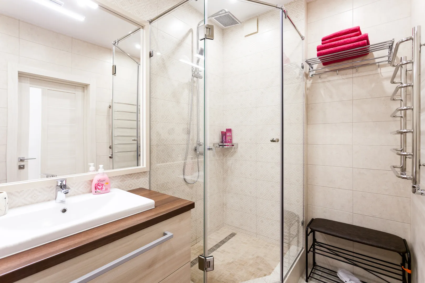 Ванная комната. Полотенца, фен, шампунь, гель-душ, жидкое мыло и многое другое к Вашим услугам