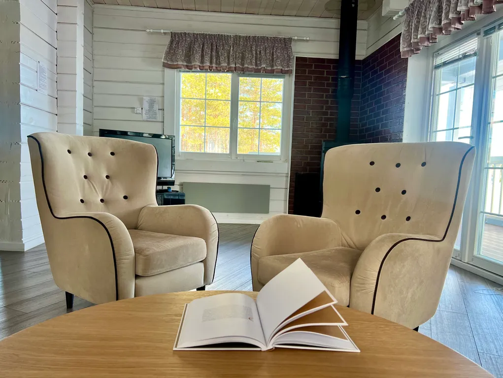 Дом номер 4 на озере Лунном