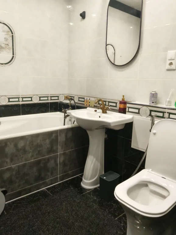 Тематическая квартира со строгой эстетикой доминации