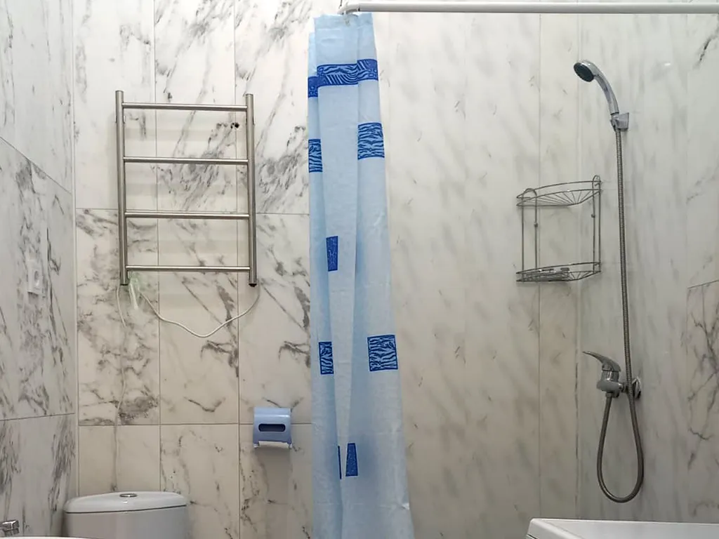 Квартира Светлая и современная квартира в 5 минутах от моря — Сухум