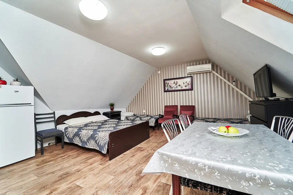 Квартира Квартира Уютный номер в пяти минутах ходьбы до моря — Анапа