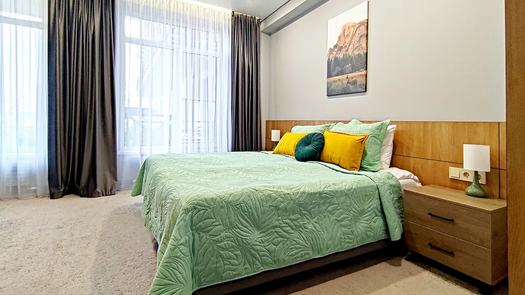 Студия с персональным выходом к шезлонгам - и вы любуетесь горами