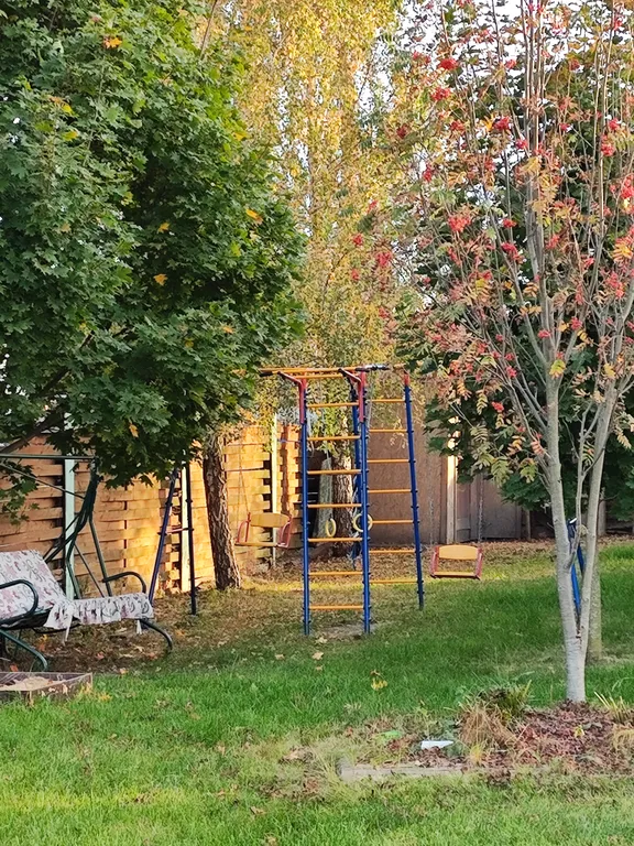 Теплый дом в русской деревне