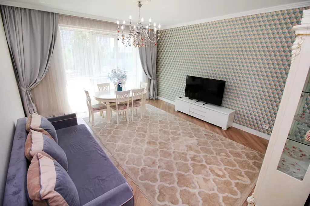 Трехкомнатная квартира в ЖК Braun возле ТРЦ Мега Алматы