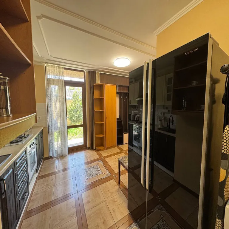 Просторные апартаменты в доме с сауной