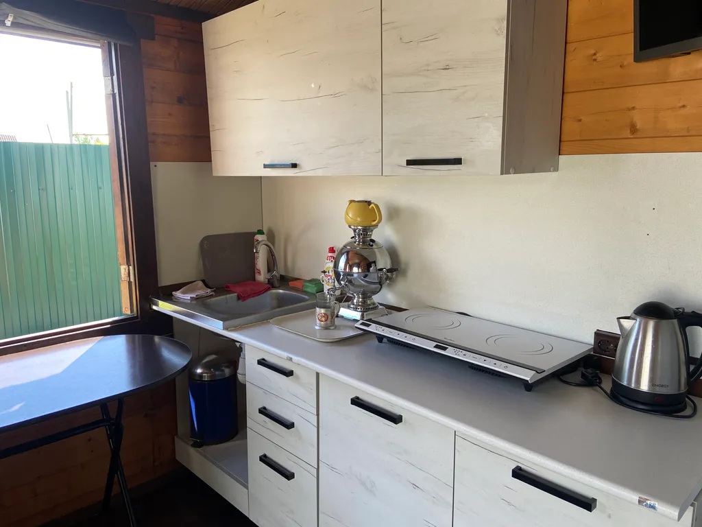 Дом на участке 3 сотки, огорожен, все удобства