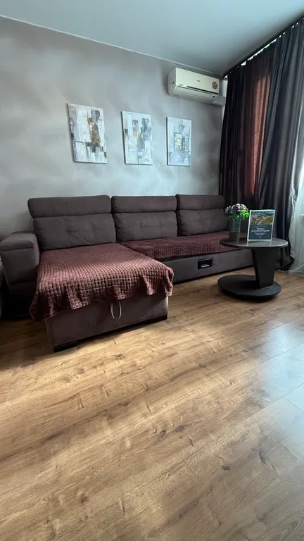 Уютная двухкомнатная квартира с шикарным видом с 24 этажа