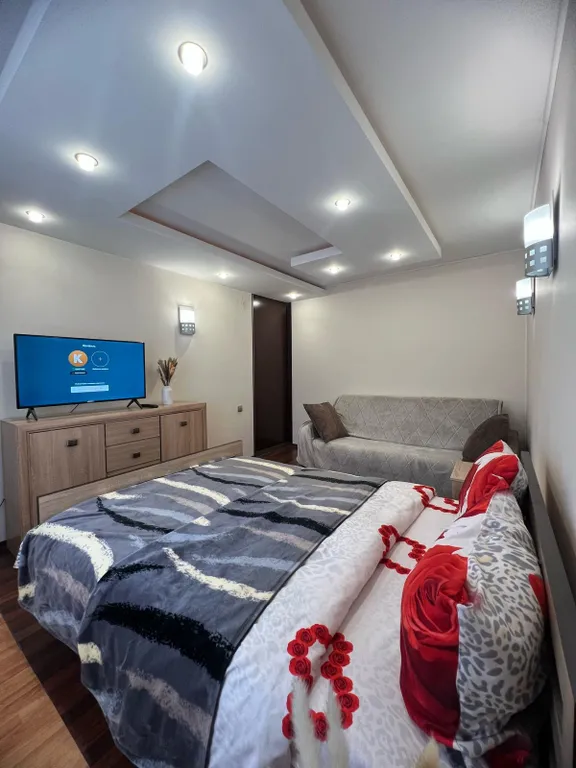 Квартира Яркая евродвушка в тихом центре — аренда посуточно в Бобруйск