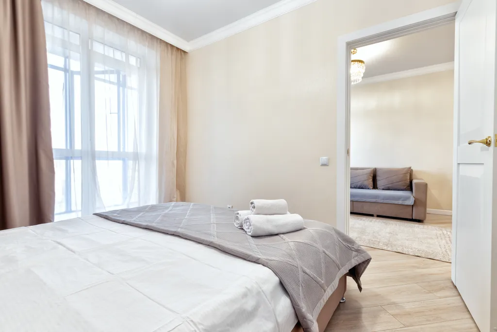 2-комнатная с видом на город возле набережной в старом центре Астаны