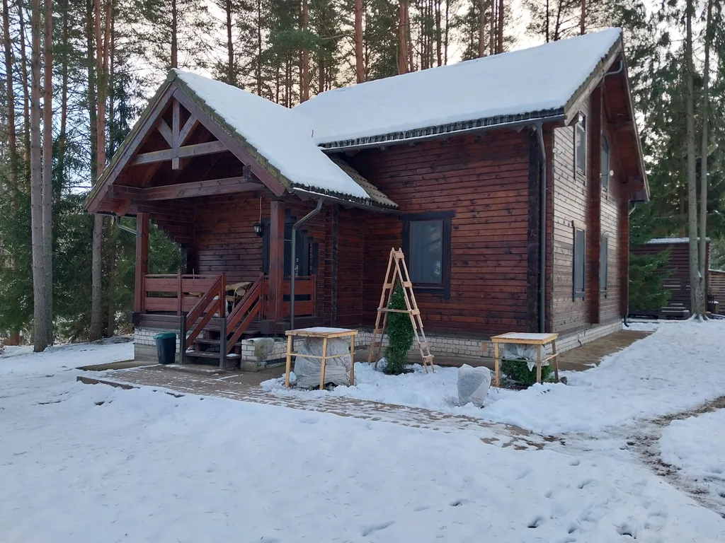 Коттедж-дуплекс на берегу озера Глубокое