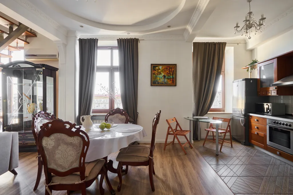 Квартира Двухэтажная 3-комнатная квартира 120 метро с видом на Тверскую площадь — Москва