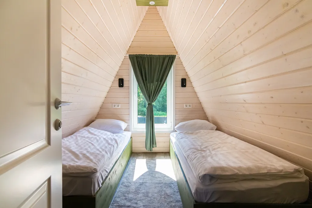 Коттедж Дом Лаунж на Красном озере — Коробицыно