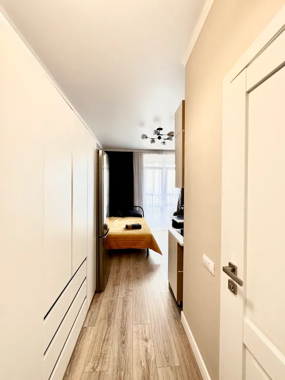 Уютная студия с большим балконом