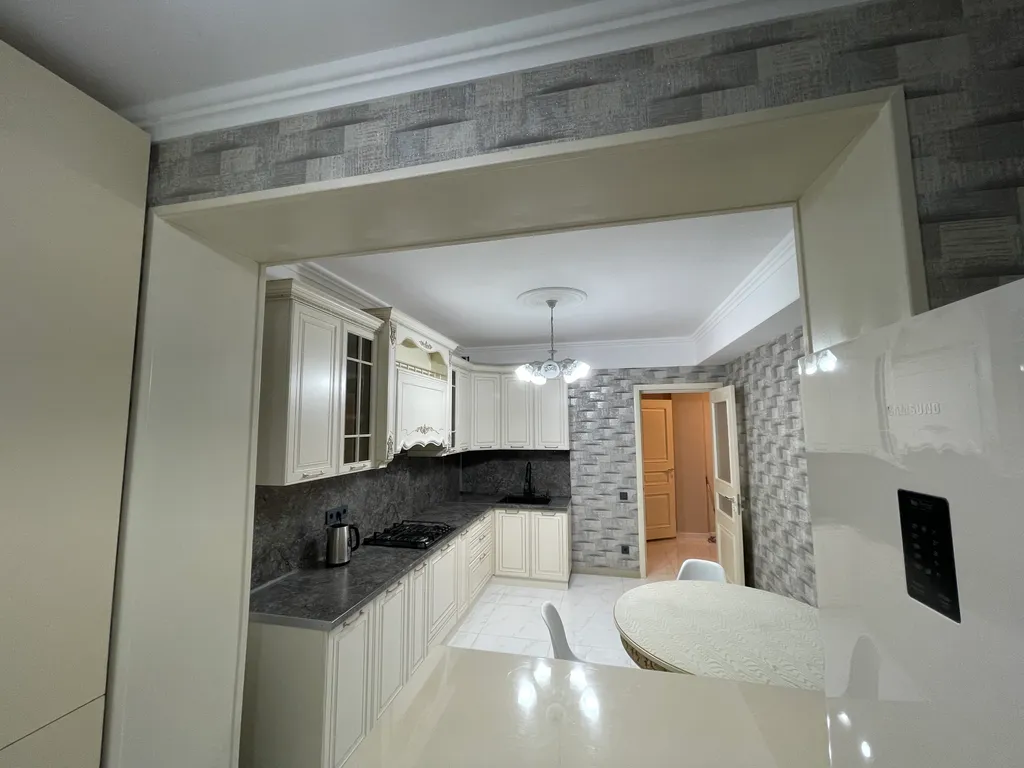 Уютная квартира в центре города рядом с фонтаном и с видом на крепость