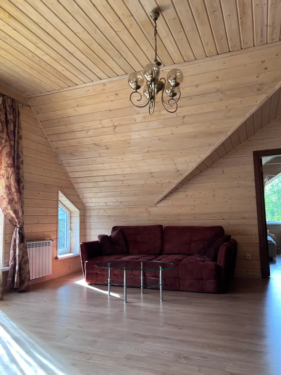 Коттедж с дровяной баней на берегу озера