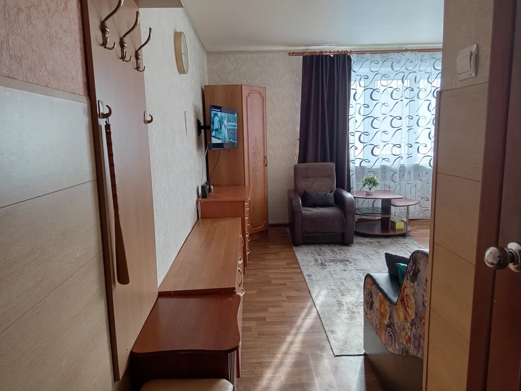 Квартира однокомнатная в центре города, напротив севера Пограничников