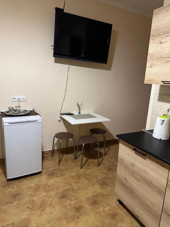 Квартира Квартира Уютный двухкомнатный номер с кухней и террасой с видом на горы — Судак