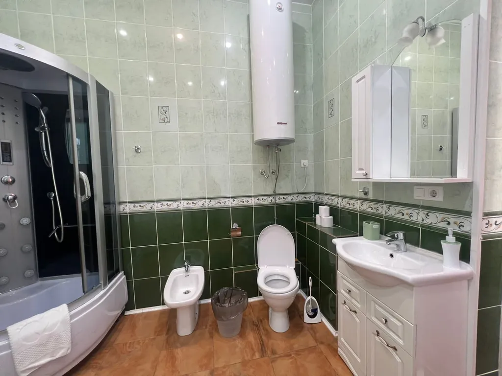 Квартира 4-комнатная Квартира — Санкт-Петербург