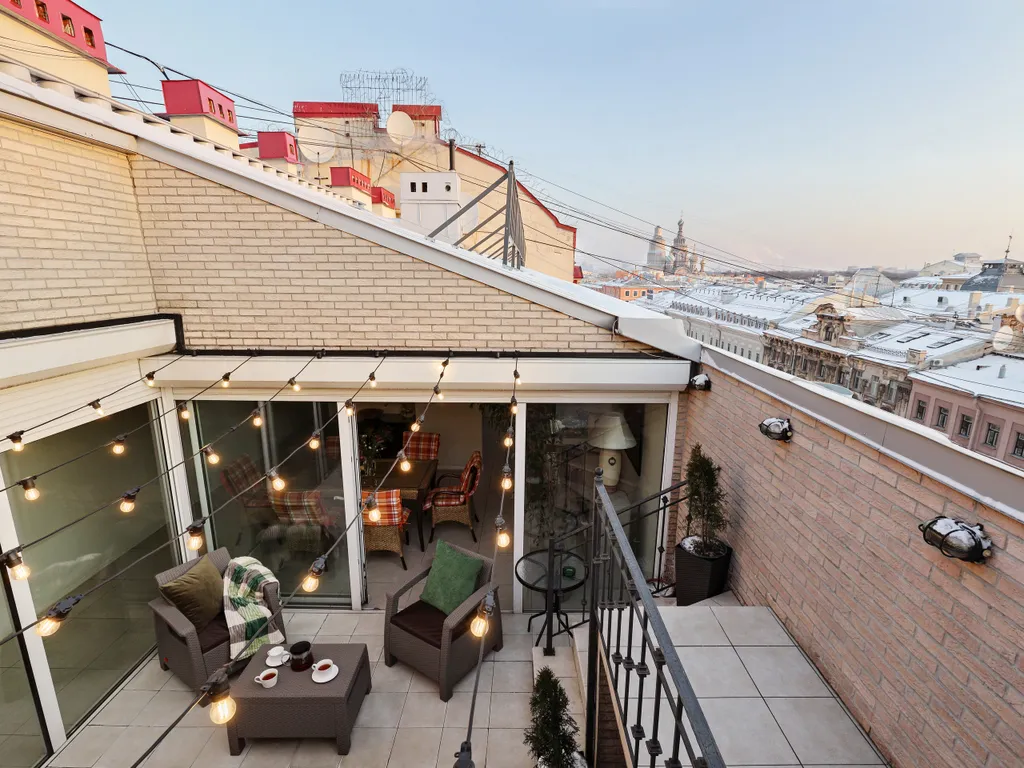 Квартира Квартира Мансарда с террасой и видом на Казанский собор — Санкт-Петербург