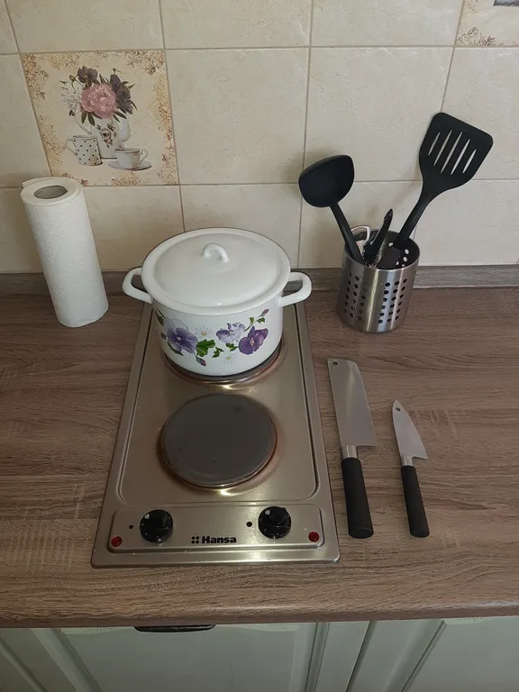 Уютная студия на набережной Волги