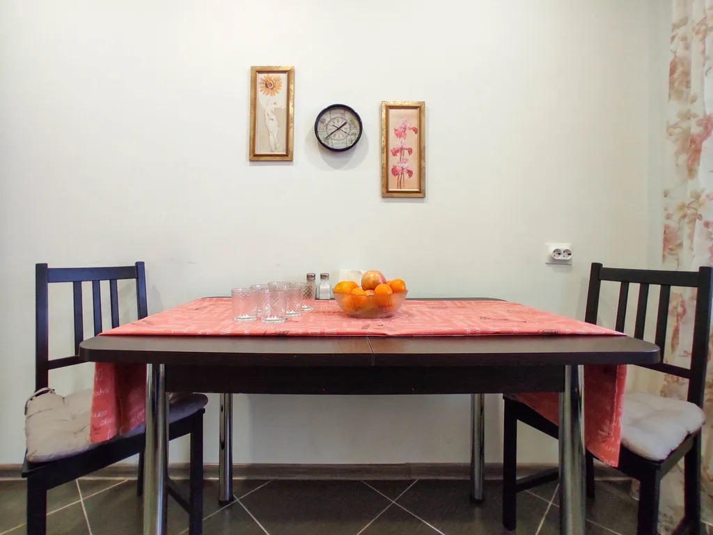 Трехкомнатные апартаменты с панорамным видом на реку Сеть ЙоХоум