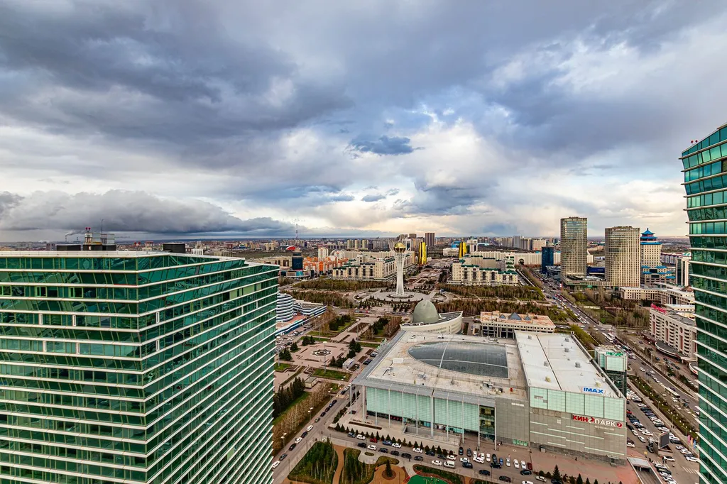 Элитные апартаменты с видом на Байтерек в самом центре столицы