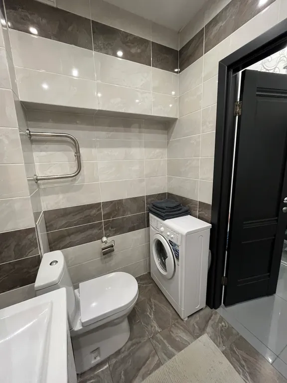 Теплая просторная квартира с отдельной спальней