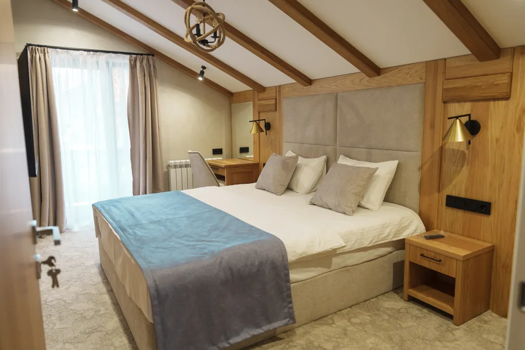 ШАЛЕ №2 (2-ЭТАЖА) 100м² до 7 мест