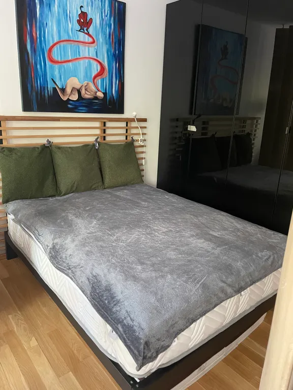 Студия в спокойном районе Парижа