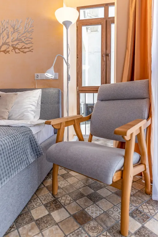 Квартира Двухкомнатная квартира класса комфорт с панорамным остеклением ветер гор — Геленджик