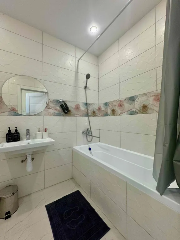 Квартира Квартира - Студия для 2х гостей в новом доме. Скидка от 5 ночей! — Тюмень