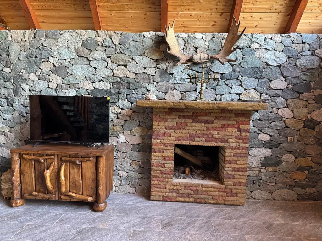 Каменный дом шале