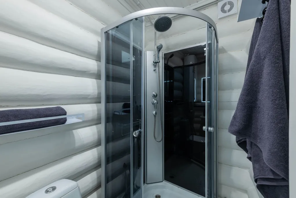 Коттедж Уютный гостевой дом из кедра Пятигорск в Кикино на Веле с баней — Кикино