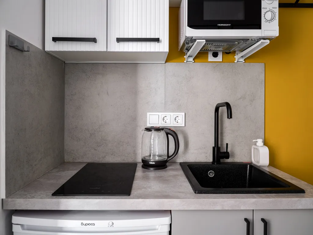 Студия у метро