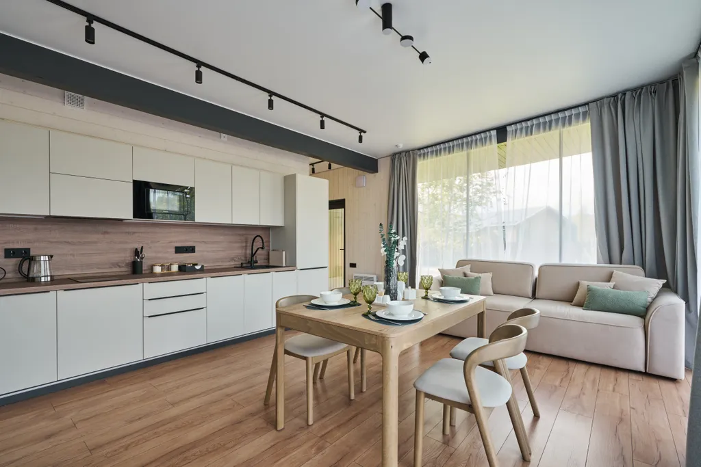 Домик у реки с камином, сауной и чаном