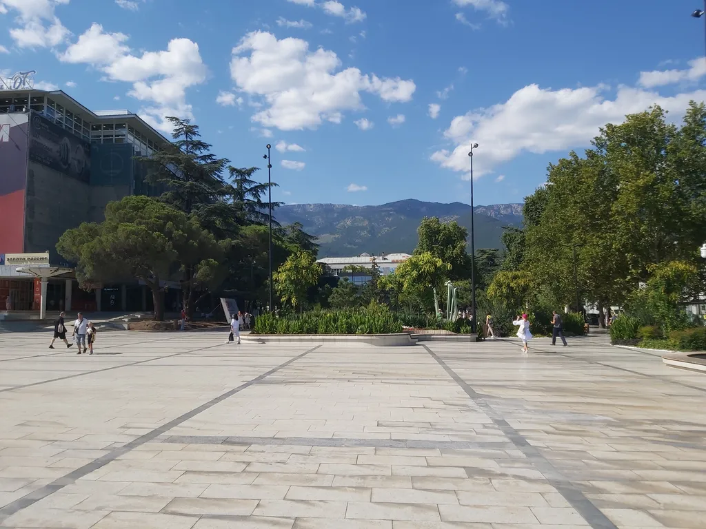 Уютная квартира в самом центре города — аренда посуточно в Ялта