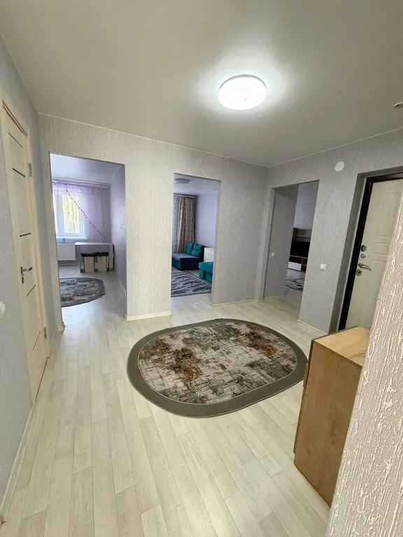 В центре ишима! Просторная 3-комн. Для командировок и семьи