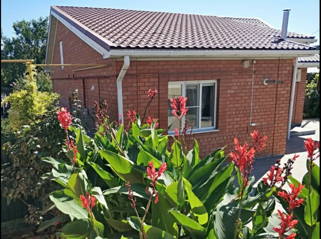 Коттедж Целый 3-х комнатный дом на море — аренда посуточно в Ейск