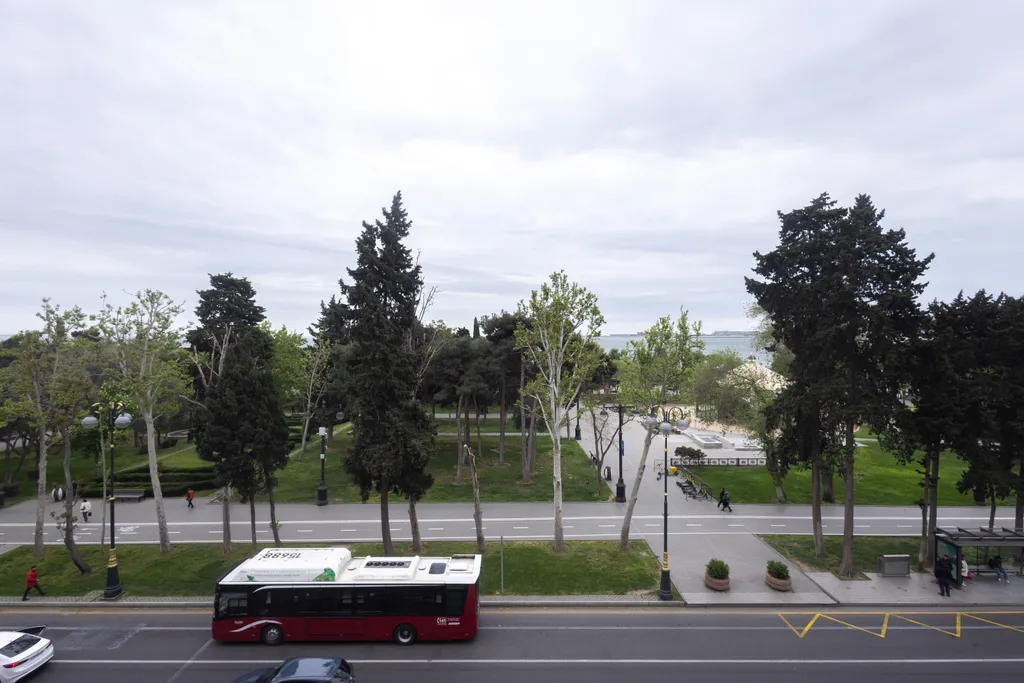 Апартаменты с видом на море около метро Сахиль