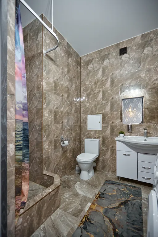 Студия с кованным балконом в историческом центре