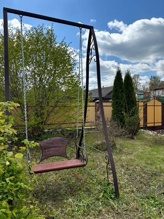 Современный дом в тихом месте