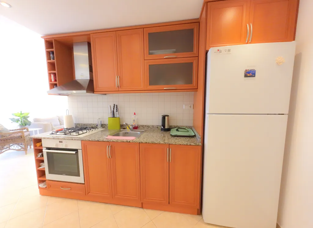 Уютная квартира с видом на бассейн и сад