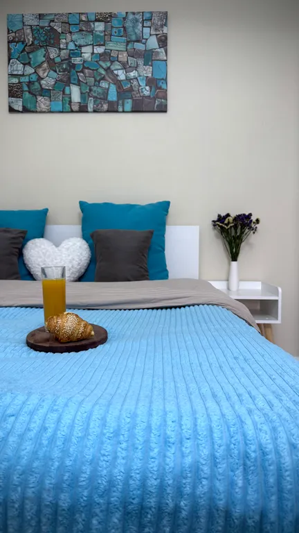 Новая квартира с дизайнерским ремонтом и видом на горы