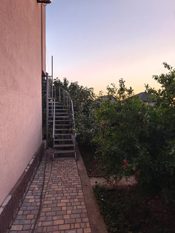 Коттедж Весь 3 этаж частного дома с отдельных входом — Севастополь