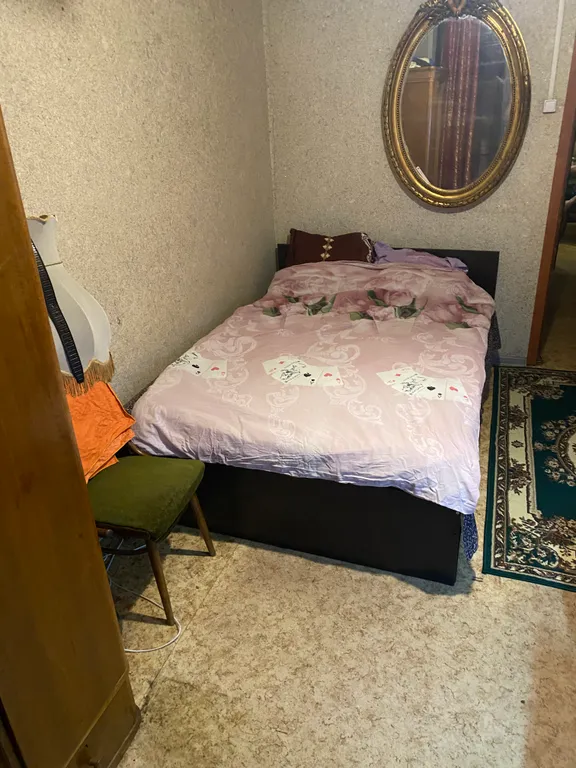 Комната в центре, заселение строго по паспорту