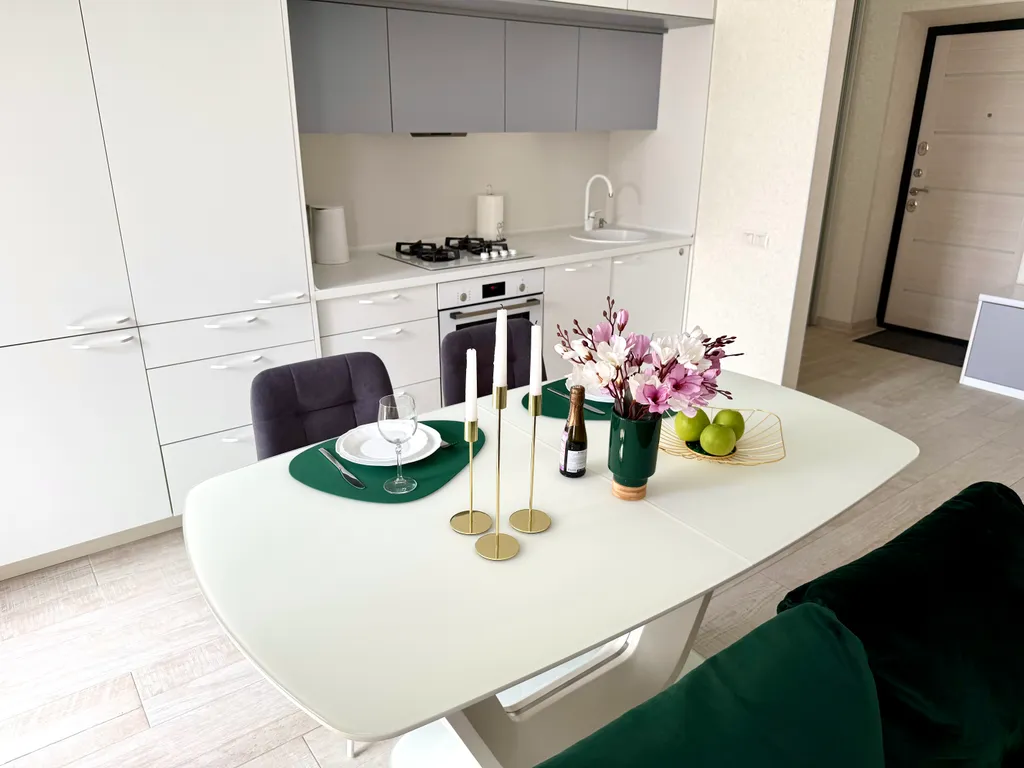 Квартира с видом на озеро