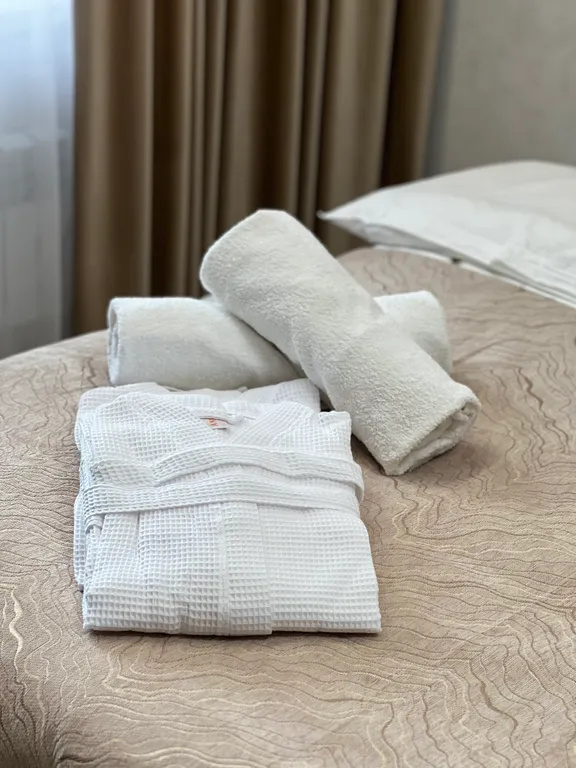 В центре, левый берег, рядом возле Хан Шатыр, кардиология, ННЦМД