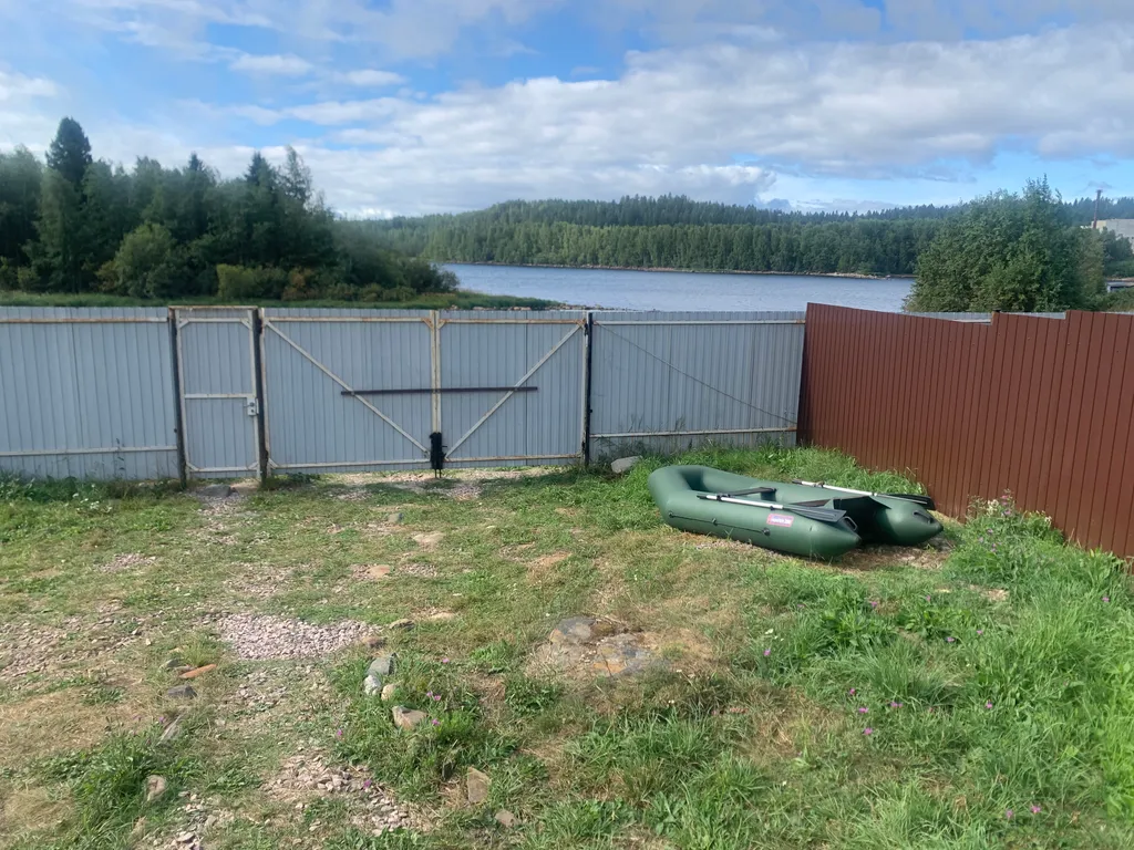 Дом у озера