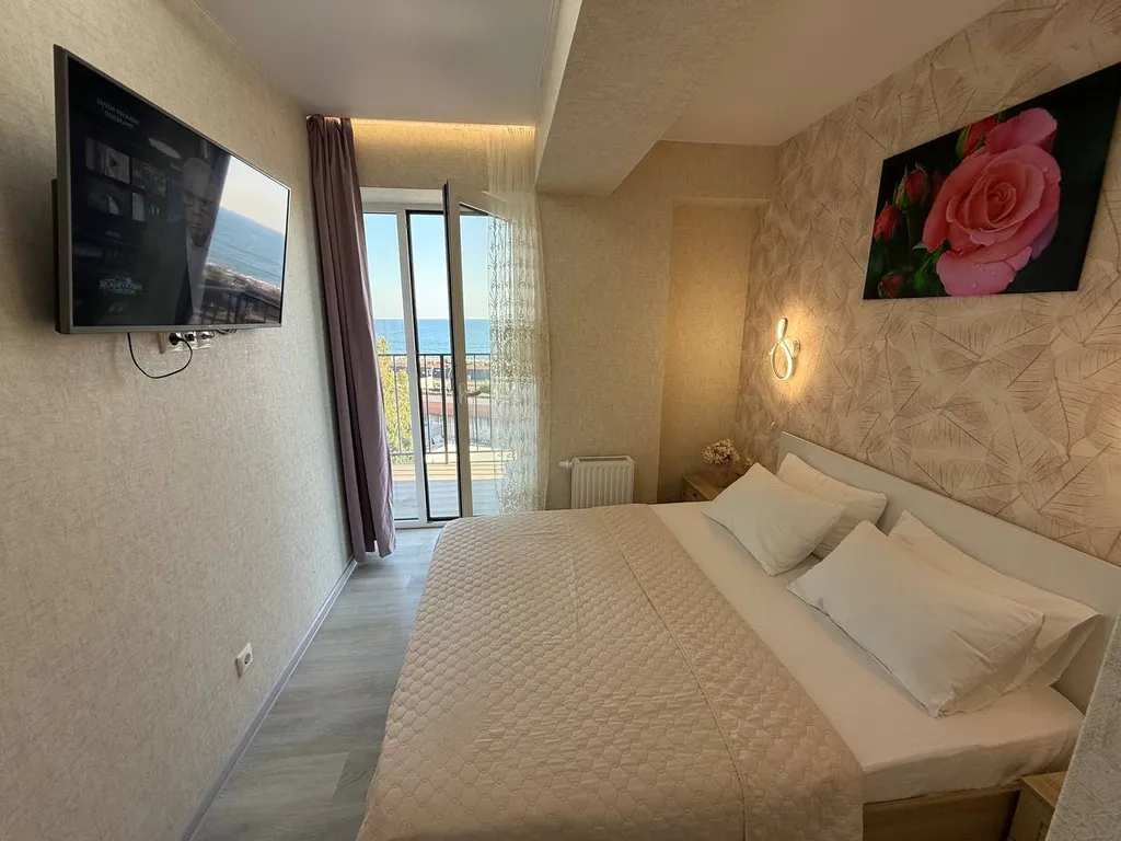 Двухкомнатная квартира в 2 минутах самого лучшего пляжа в Дагомысе