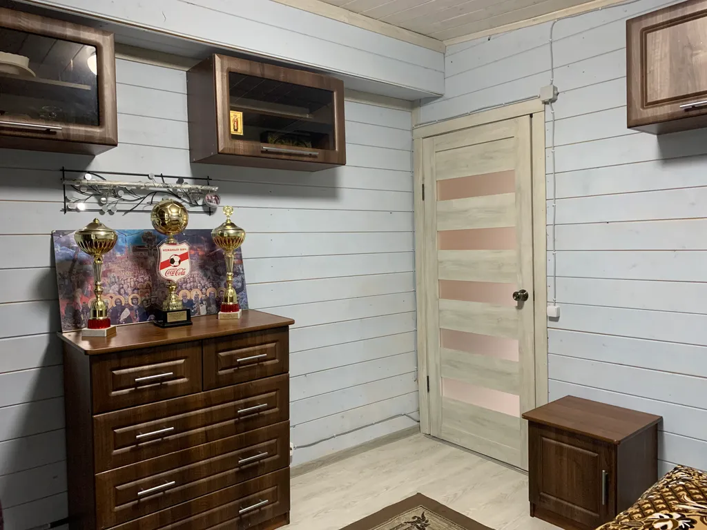 Дом на берегу озера